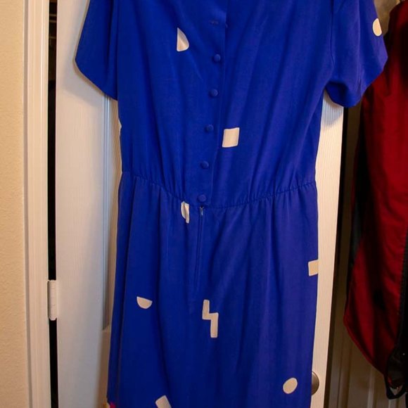 Dress - Picture 3 of 4